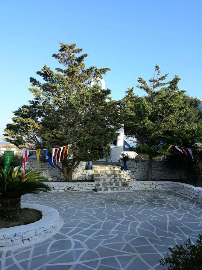 Agnadema Luxury Residences Schoinoussa 外观 照片
