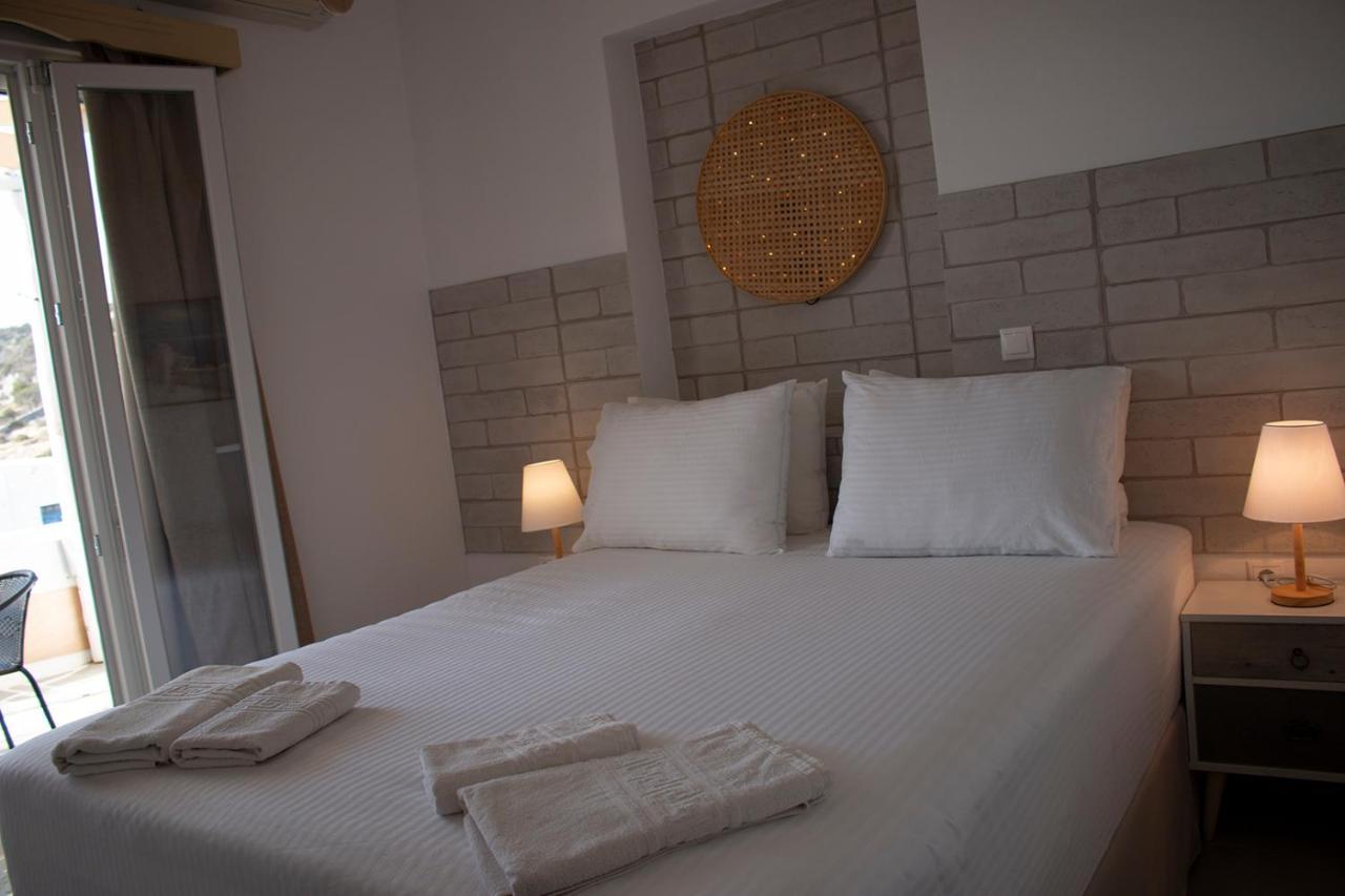 Agnadema Luxury Residences Schoinoussa 外观 照片