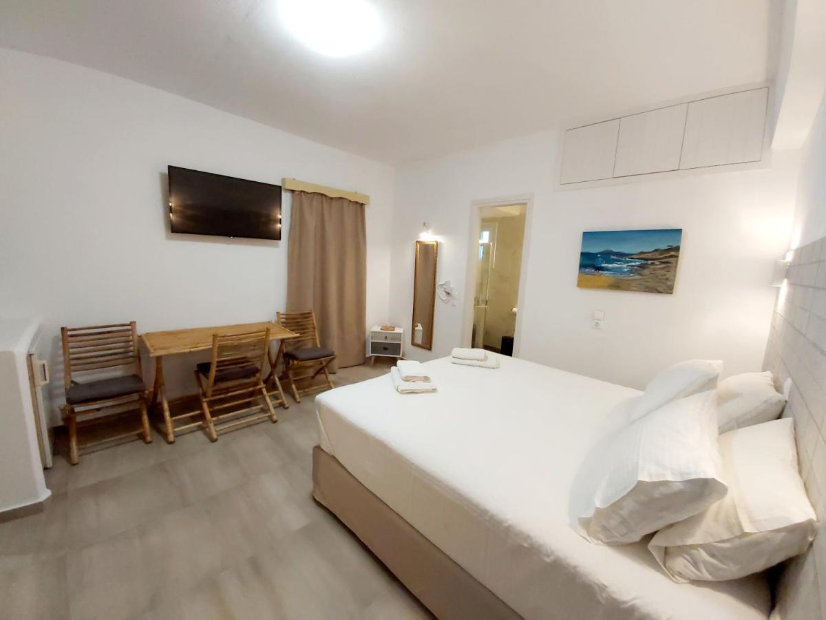 Agnadema Luxury Residences Schoinoussa 外观 照片
